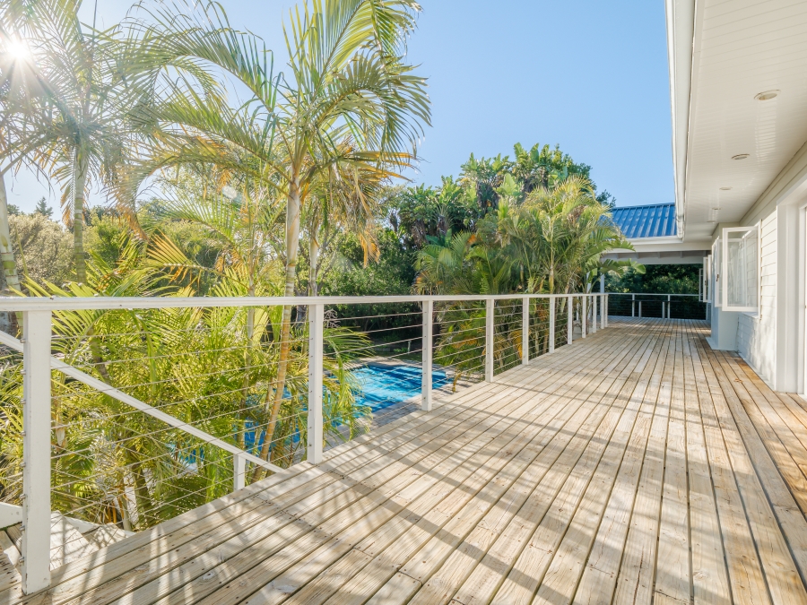 5 Bedroom Property for Sale in Leisure Isle Western Cape